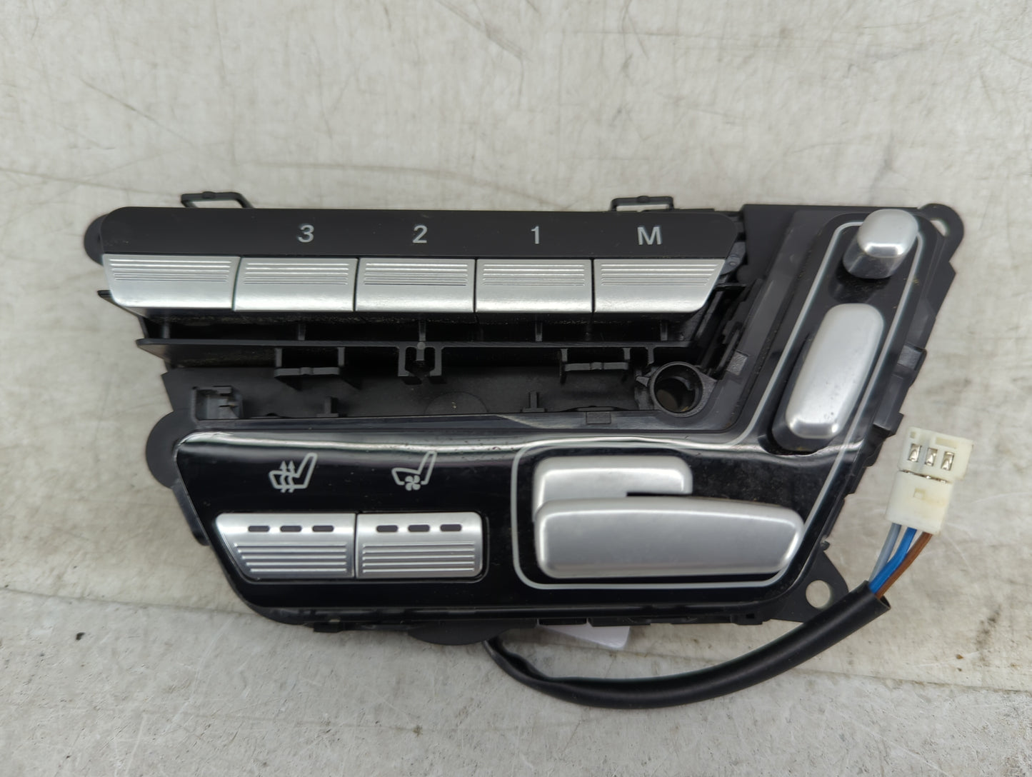 2009 Mercedes S550 Seat Control Module A2218709358|3359.240300|stv83717 - Oemusedautoparts1.com