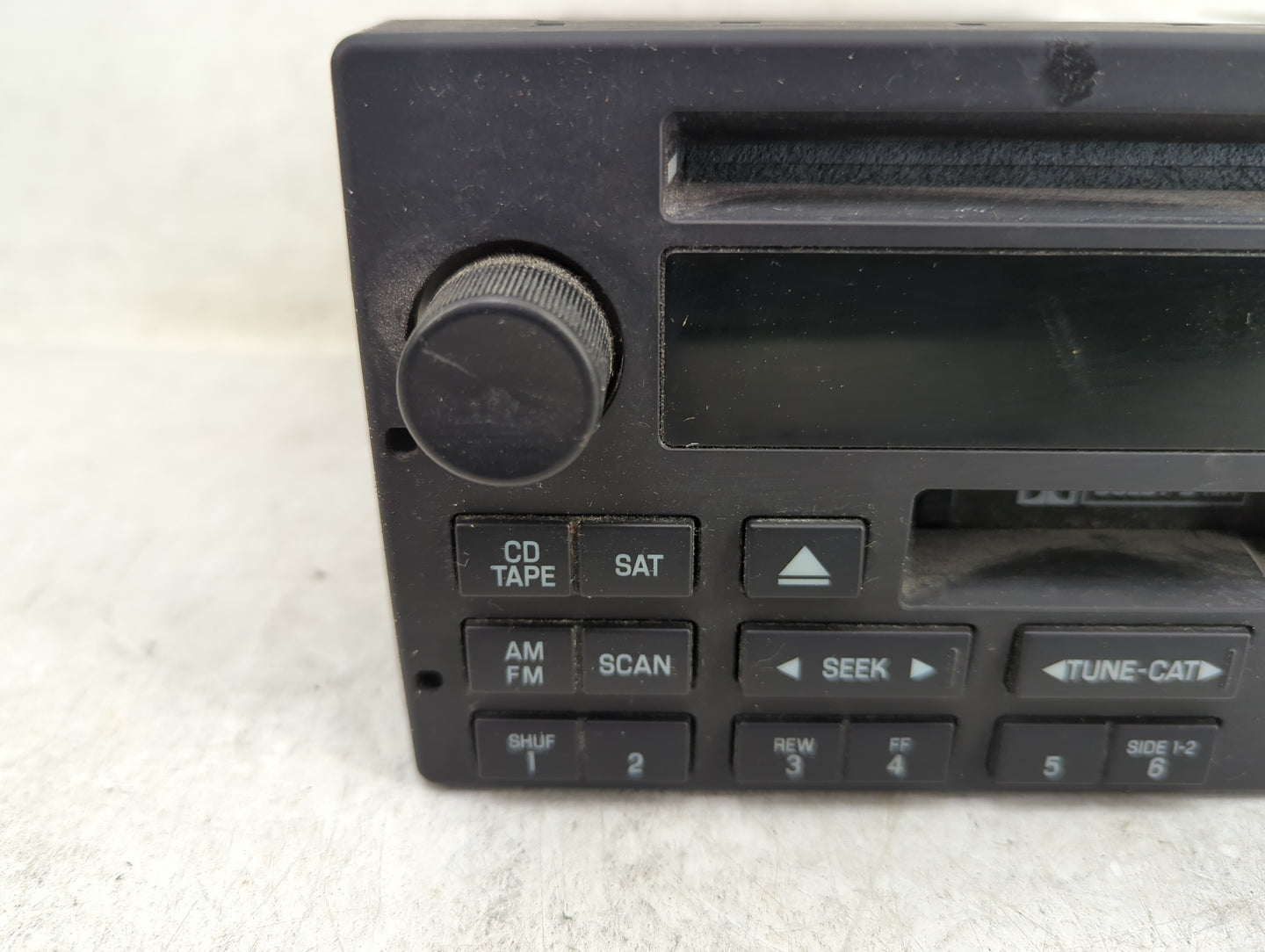 2008-2011 Mercury Grand Marquis Radio AM FM Cd Player Receiver Replacement P/N:8W7T-18C868-AA Fits Fits 2008 2009 2010 2011 