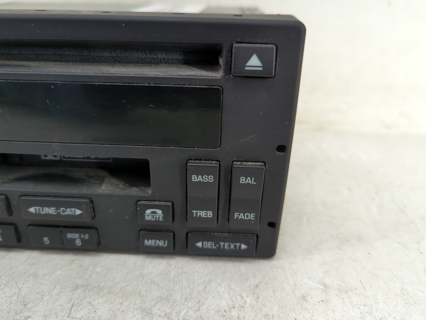 2008-2011 Mercury Grand Marquis Radio AM FM Cd Player Receiver Replacement P/N:8W7T-18C868-AA Fits Fits 2008 2009 2010 2011 