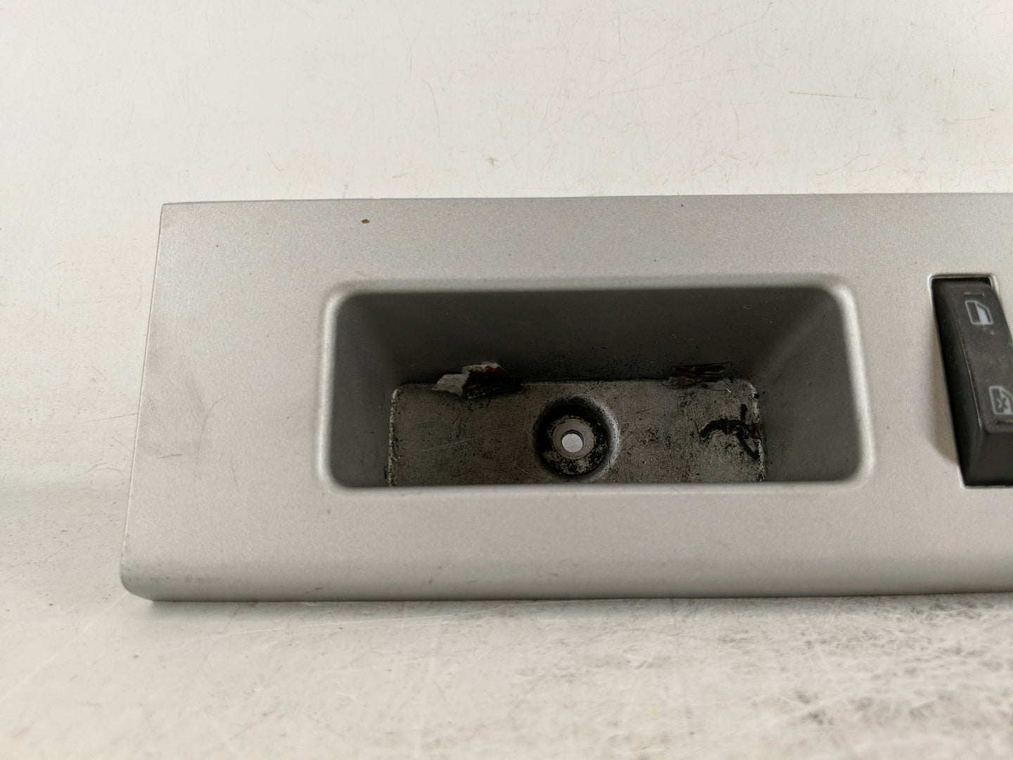 2008-2011 Mercury Mariner Master Power Window Switch Replacement Driver Side Left P/N:8L8T-14540-ACW Fits OEM Used Auto Part