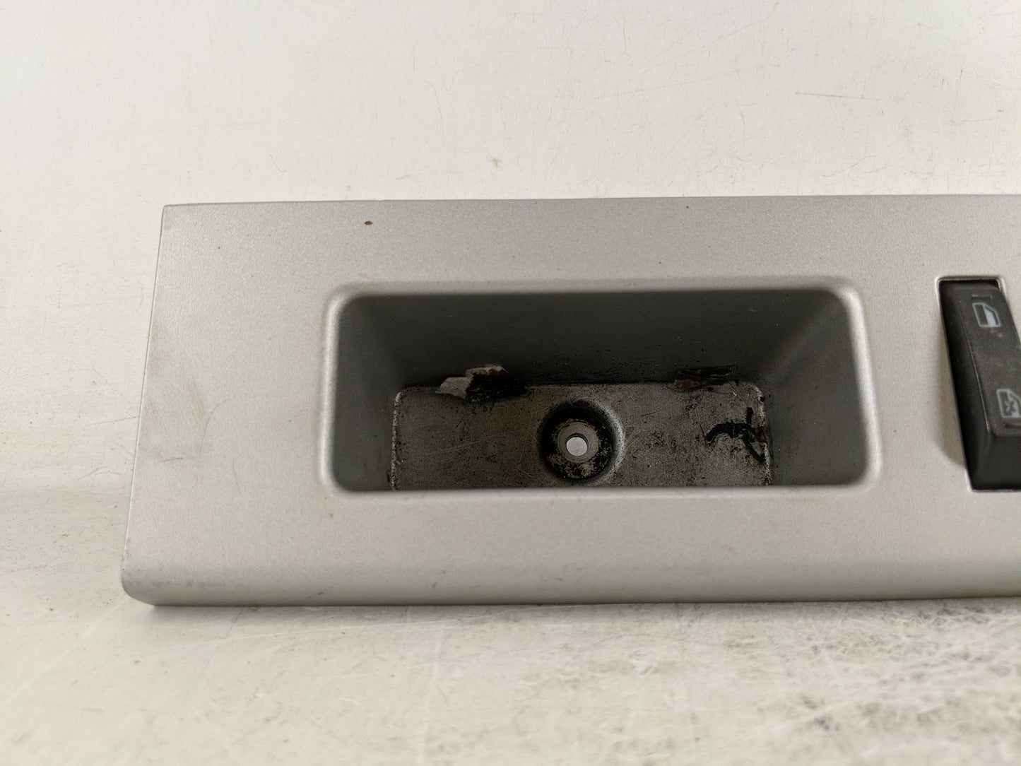 2008-2011 Mercury Mariner Master Power Window Switch Replacement Driver Side Left P/N:8L8T-14540-ACW Fits OEM Used Auto Part