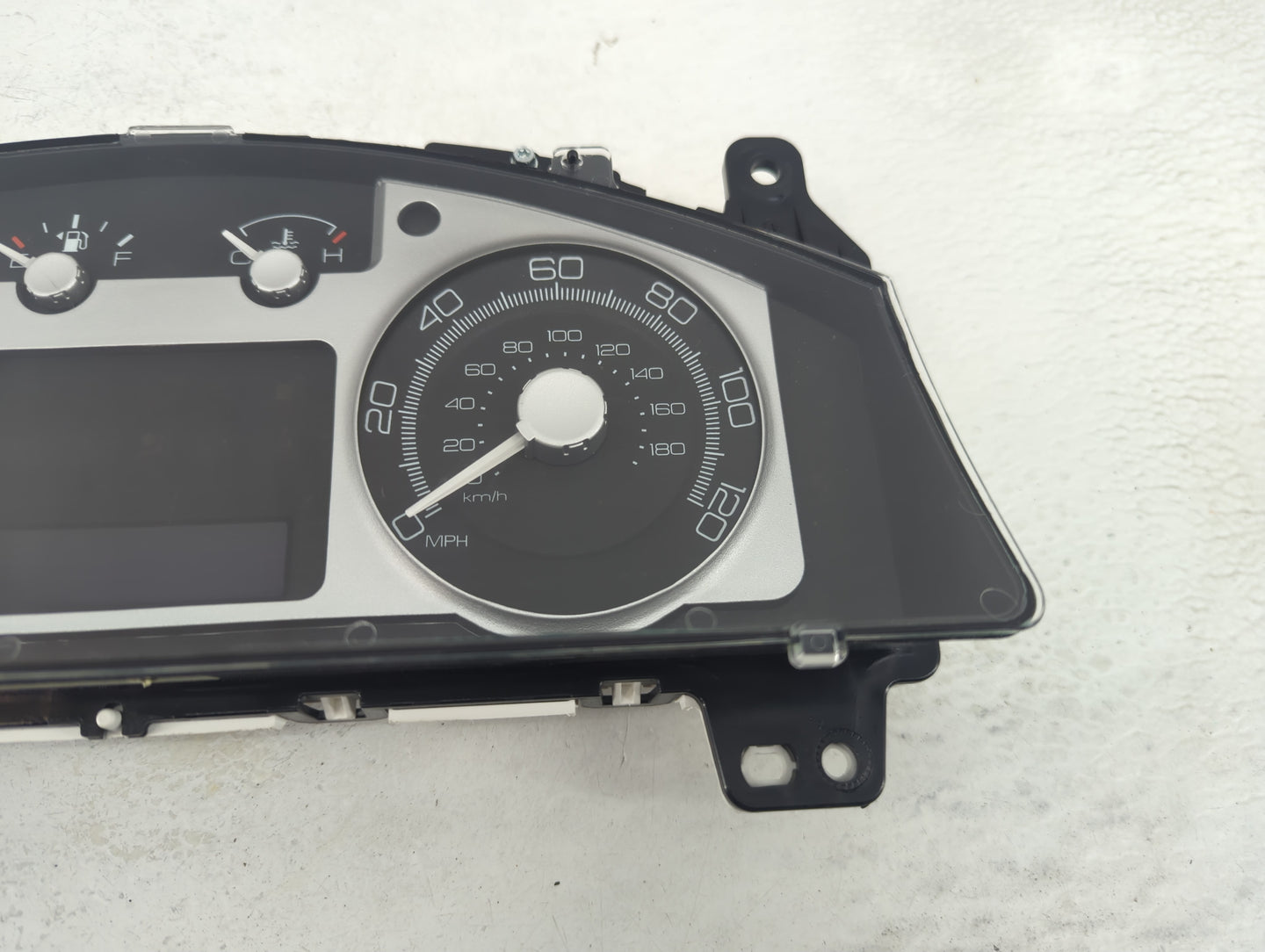 2009 Mercury Mariner Instrument Cluster Speedometer Gauges P/N:626894 Fits OEM Used Auto Parts - Oemusedautoparts1.com
