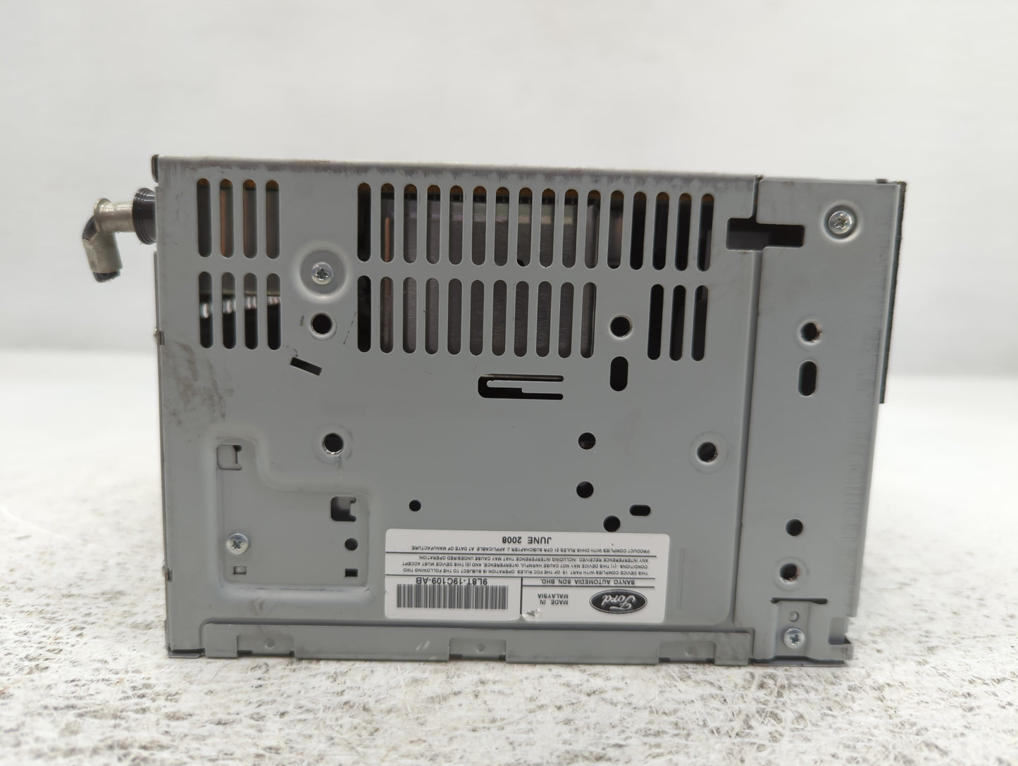 2009-2009 Mercury Mariner Am Fm Cd Player Radio Receiver - Oemusedautoparts1.com
