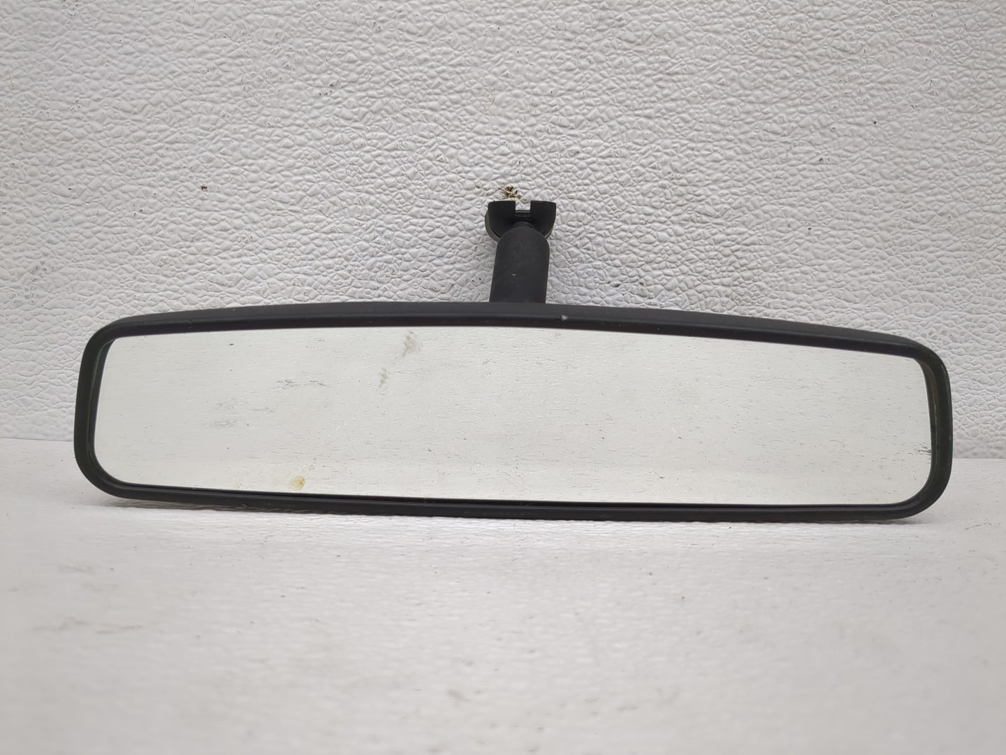 2009 Mercury Milan Interior Rear View Mirror Replacement OEM P/N:E8011083 Fits OEM Used Auto Parts - Oemusedautoparts1.com