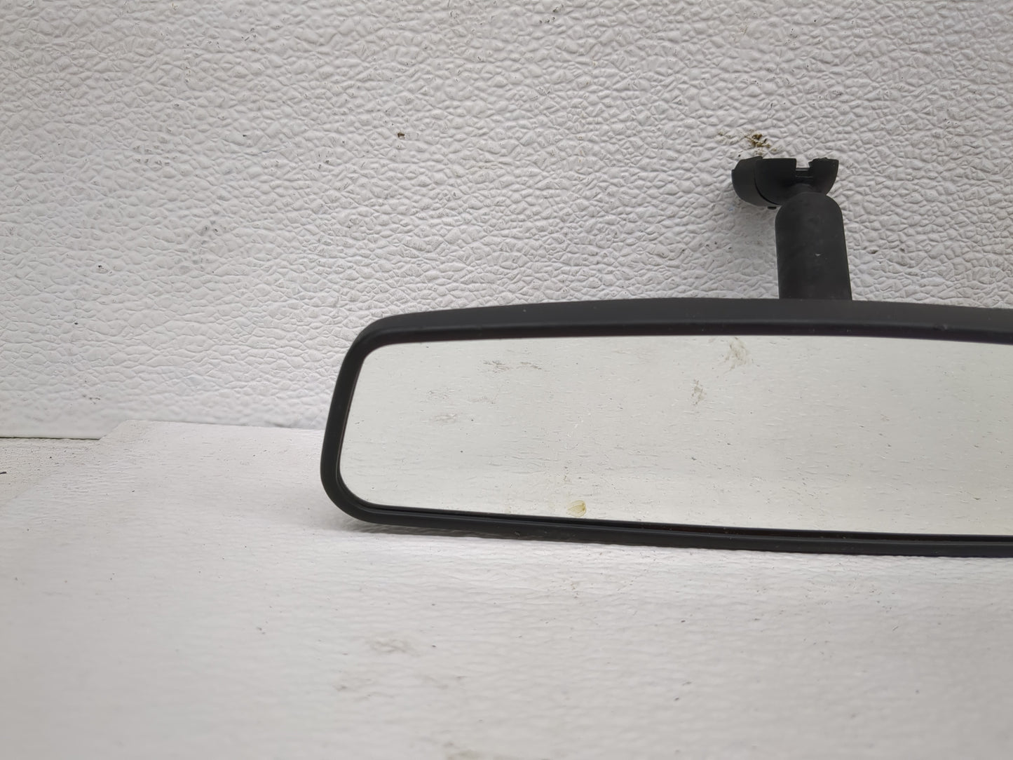 2009 Mercury Milan Interior Rear View Mirror Replacement OEM P/N:E8011083 Fits OEM Used Auto Parts - Oemusedautoparts1.com