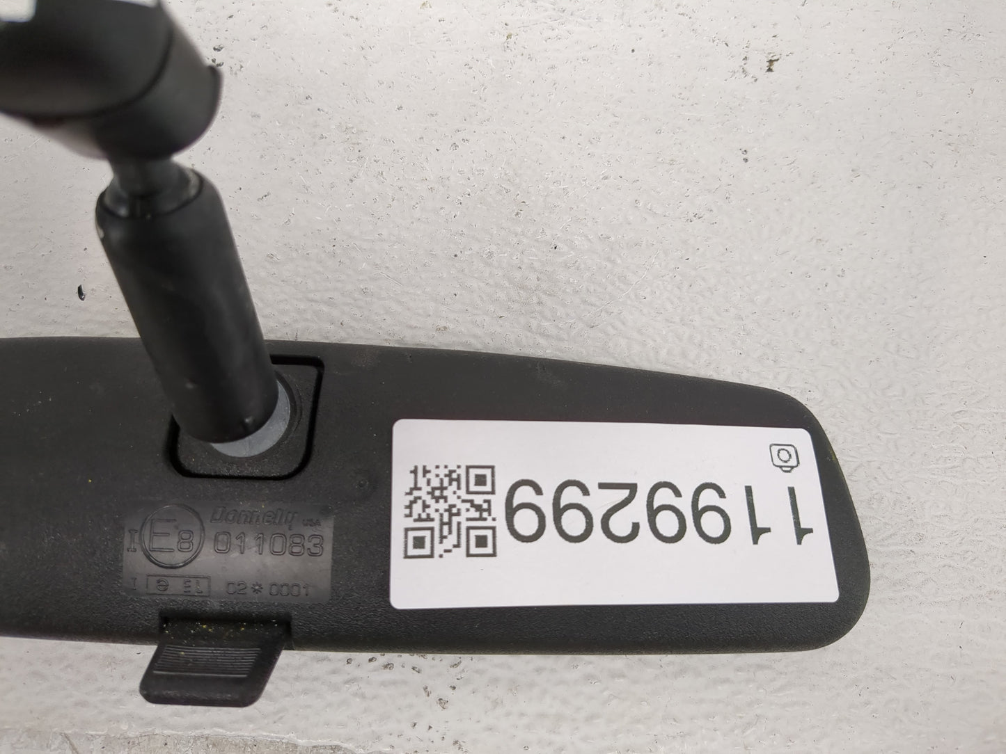 2009 Mercury Milan Interior Rear View Mirror Replacement OEM P/N:E8011083 Fits OEM Used Auto Parts - Oemusedautoparts1.com