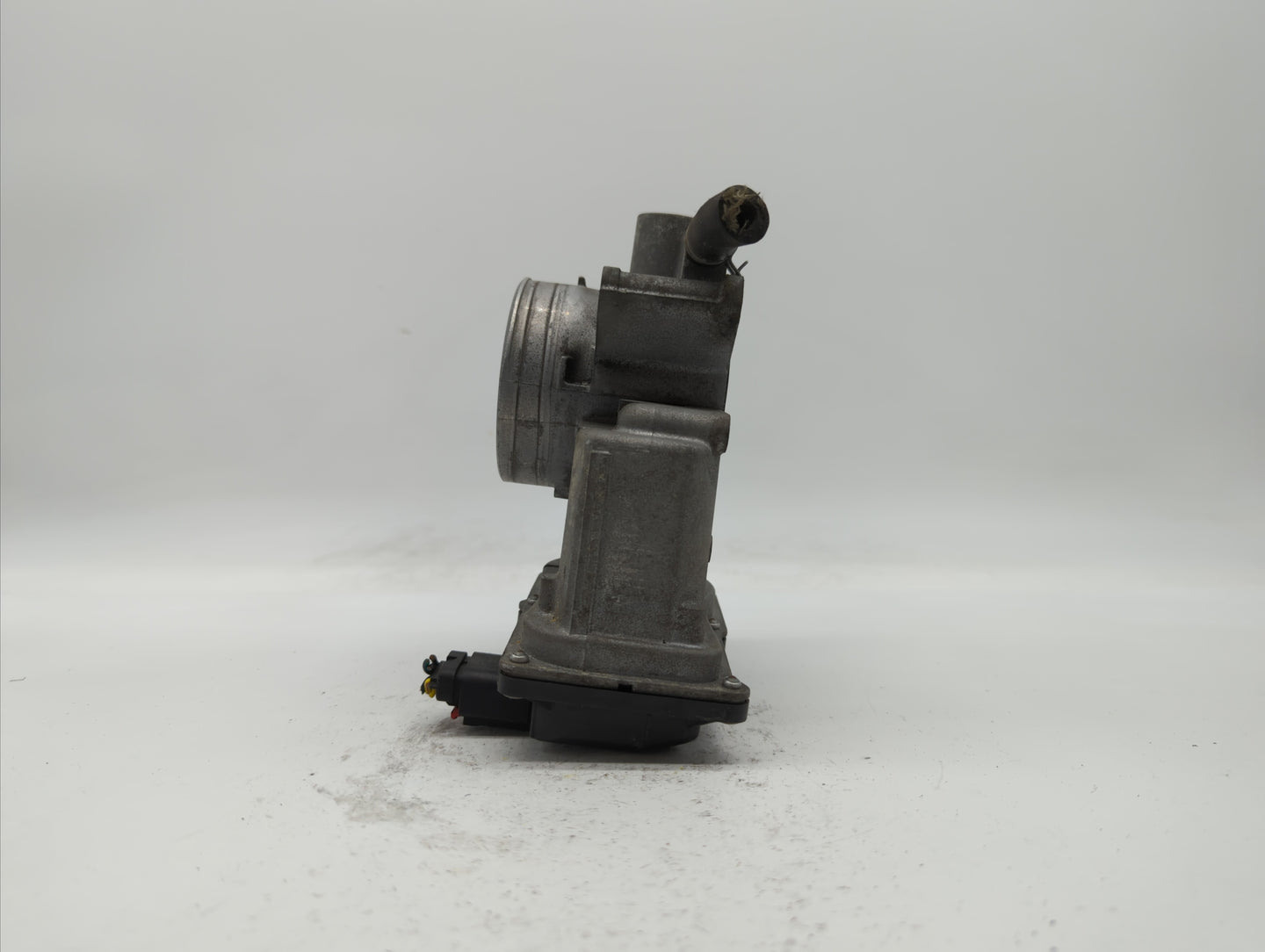 2006-2009 Mercury Milan Throttle Body P/N:6E5G-9F991-A Fits Fits 2006 2007 2008 2009 OEM Used Auto Parts - Oemusedautoparts1