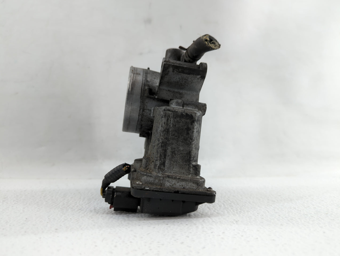 2006-2009 Mercury Milan Throttle Body P/N:6E5G-9F991-A Fits Fits 2006 2007 2008 2009 OEM Used Auto Parts - Oemusedautoparts1