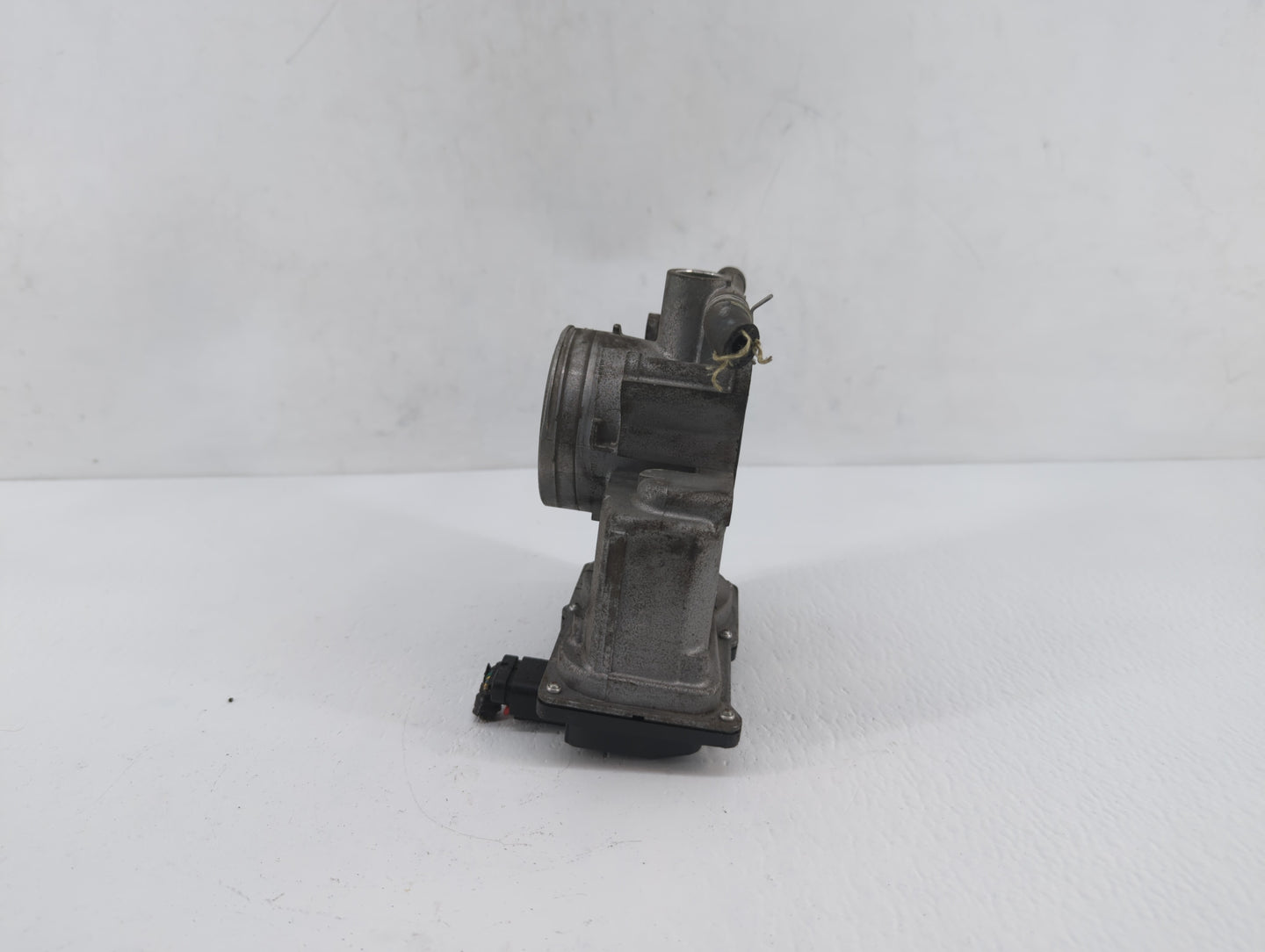 2006-2009 Mercury Milan Throttle Body P/N:6E5G-9F991-A Fits Fits 2006 2007 2008 2009 OEM Used Auto Parts - Oemusedautoparts1