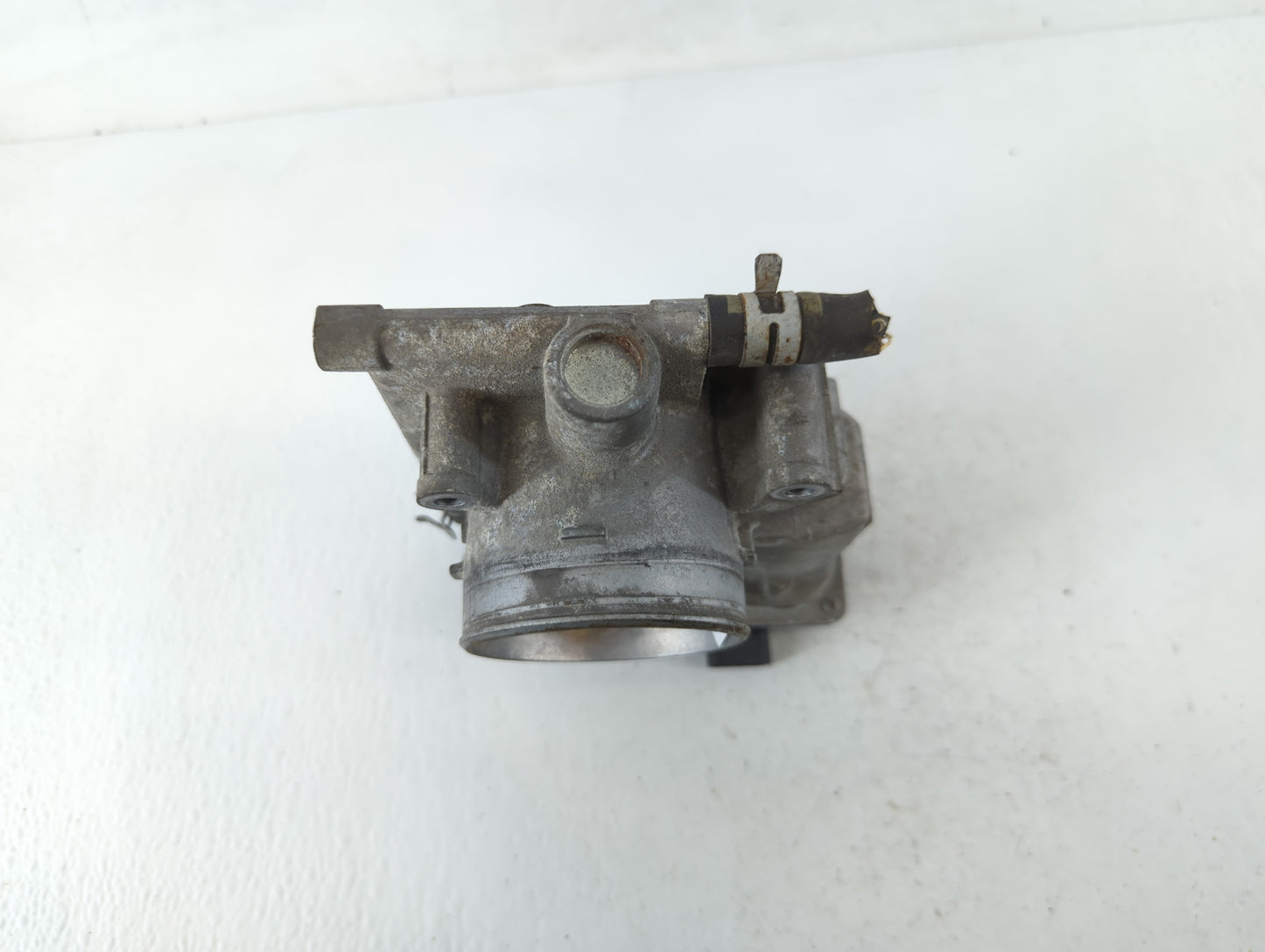 2006-2009 Mercury Milan Throttle Body P/N:6E5G-9F991-A Fits Fits 2006 2007 2008 2009 OEM Used Auto Parts - Oemusedautoparts1