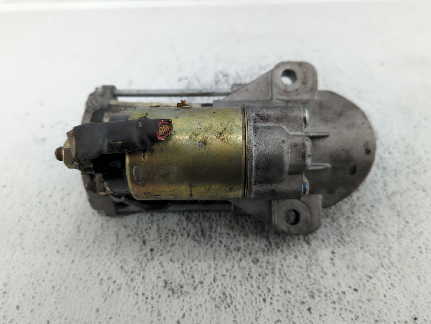 2008-2009 Mercury Sable Car Starter Motor Solenoid OEM P/N:800-228-9672 Fits OEM Used Auto Parts - Oemusedautoparts1.com