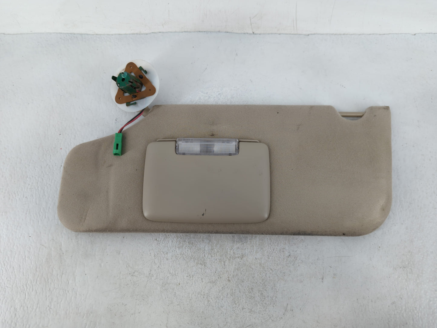 2008-2009 Mercury Sable Sun Visor Shade Replacement Driver Left Mirror Fits Fits 2008 2009 OEM Used Auto Parts - Oemusedauto