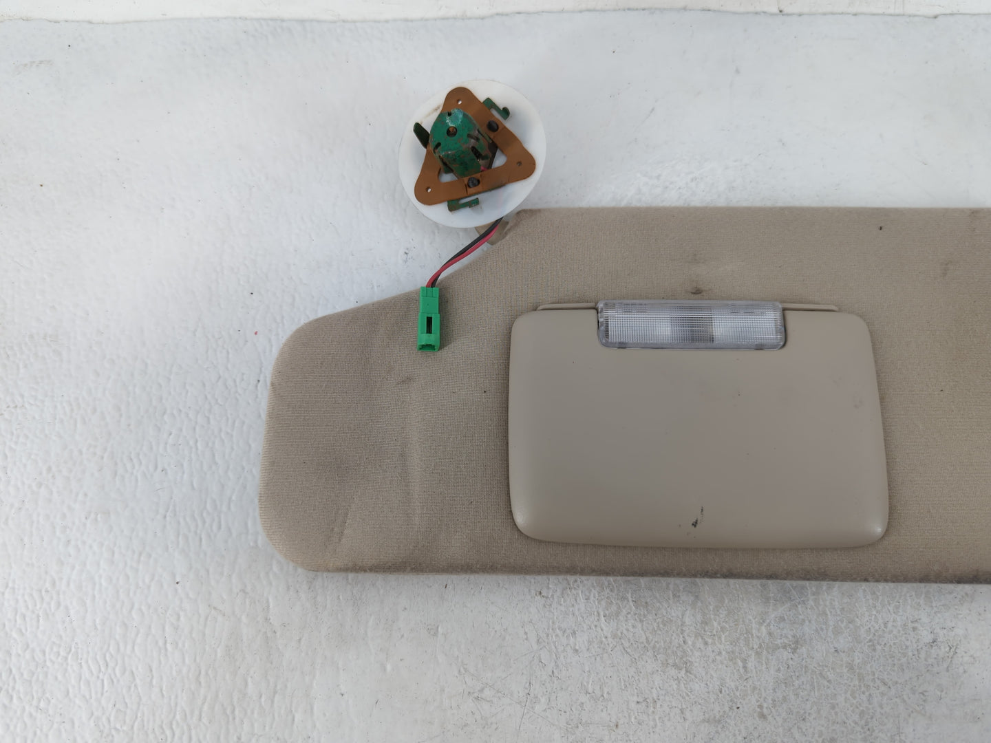 2008-2009 Mercury Sable Sun Visor Shade Replacement Driver Left Mirror Fits Fits 2008 2009 OEM Used Auto Parts - Oemusedauto