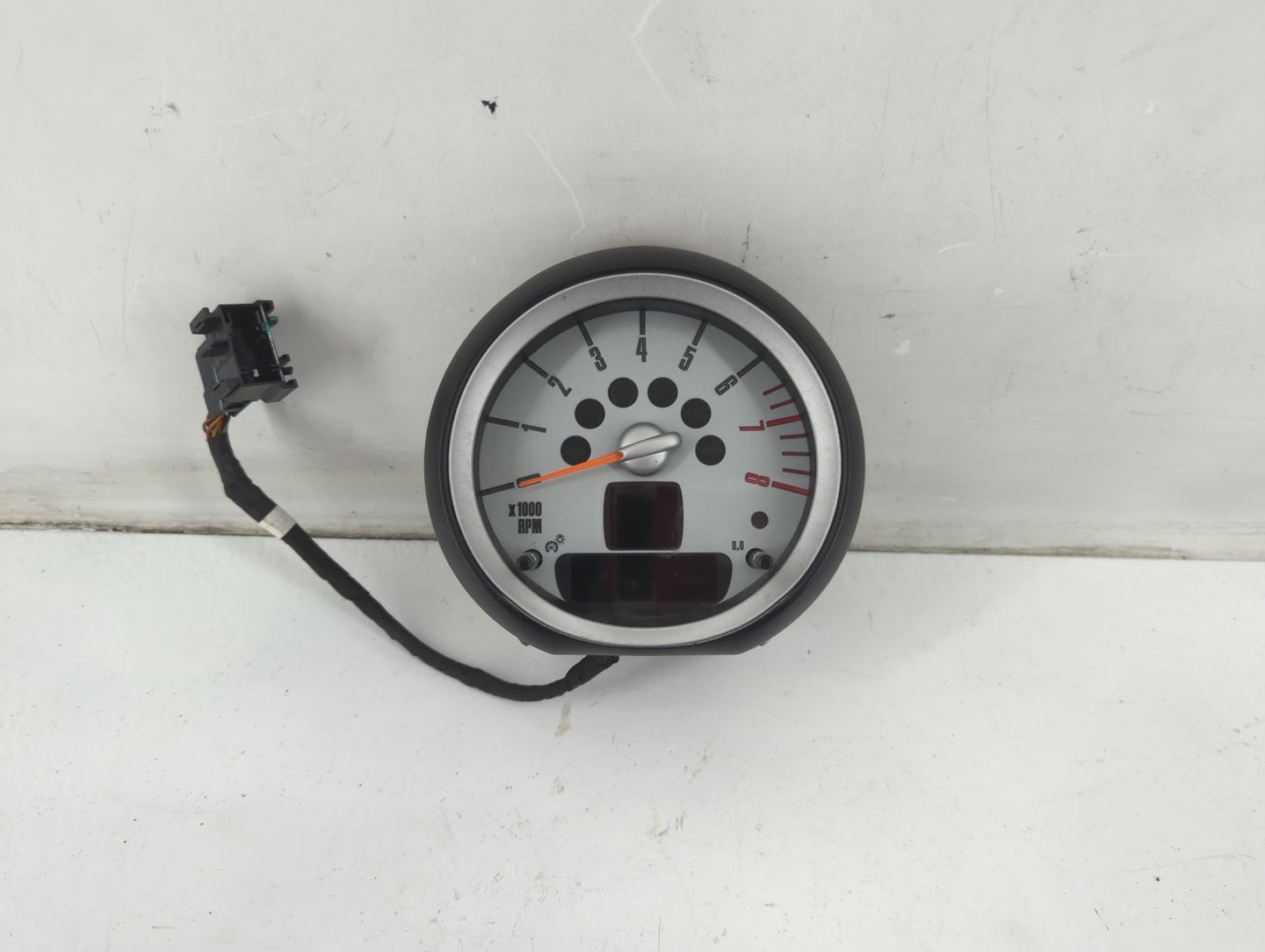 2008-2010 Mini Cooper Instrument Cluster Speedometer Gauges P/N:BM-0505-035 Fits Fits 2008 2009 2010 OEM Used Auto Parts - O