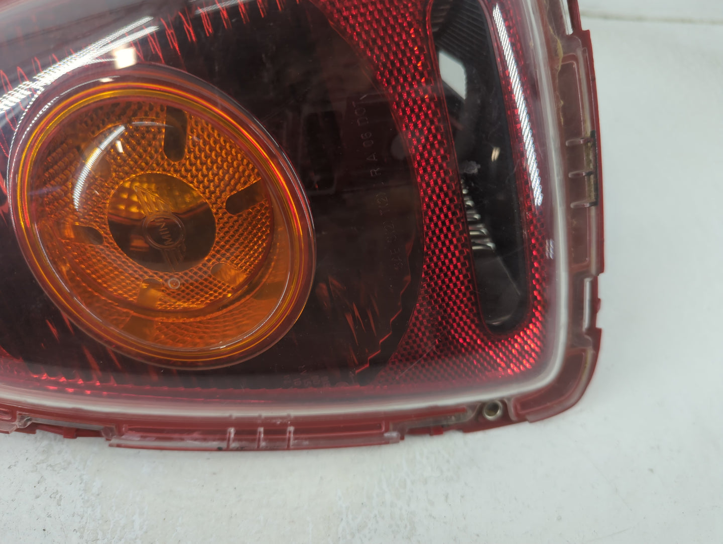 2009 Mini Cooper Tail Light Assembly Passenger Right OEM P/N:2757012 2757010 Fits OEM Used Auto Parts - Oemusedautoparts1.co