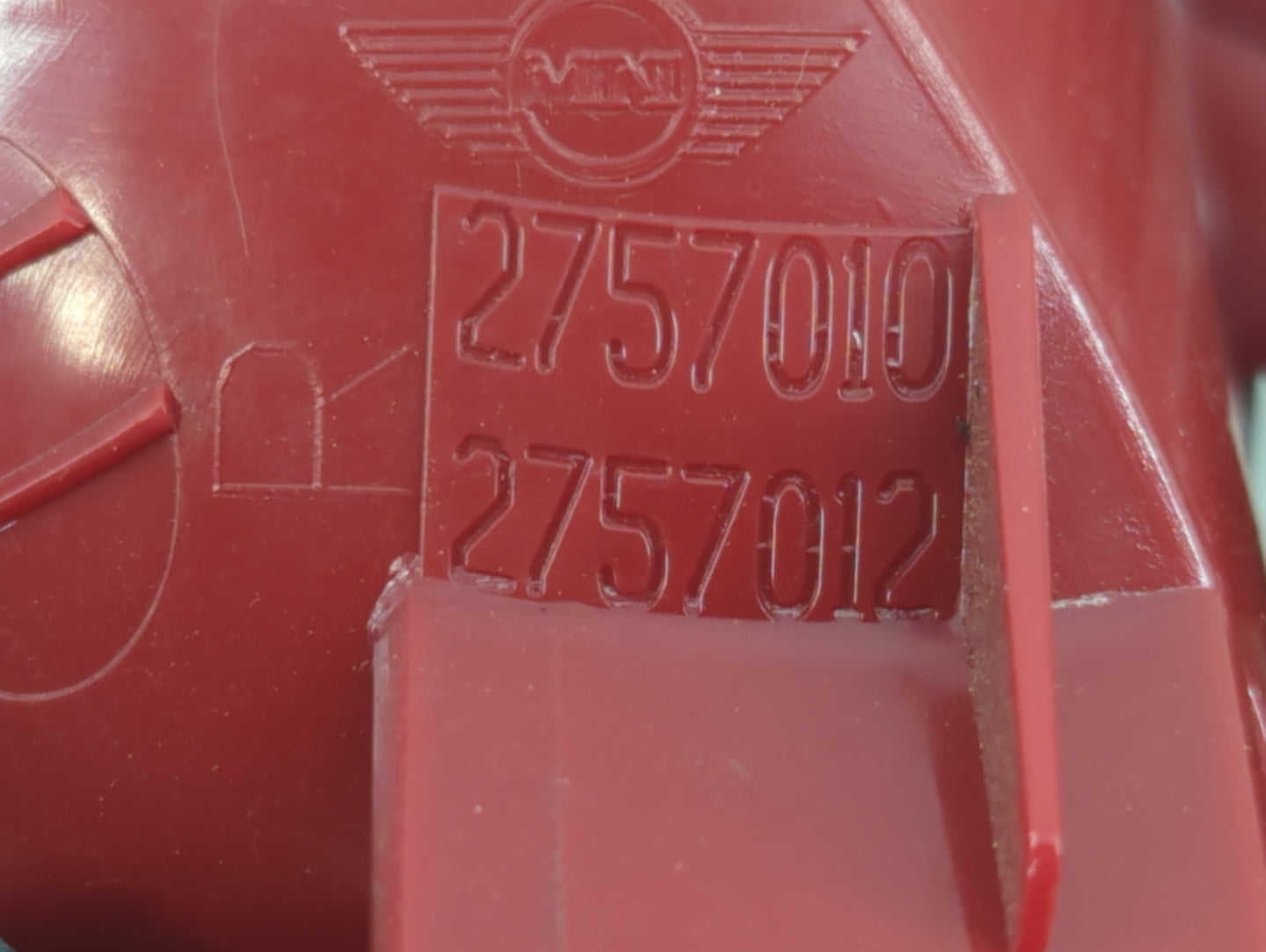 2009 Mini Cooper Tail Light Assembly Passenger Right OEM P/N:2757012 2757010 Fits OEM Used Auto Parts - Oemusedautoparts1.co