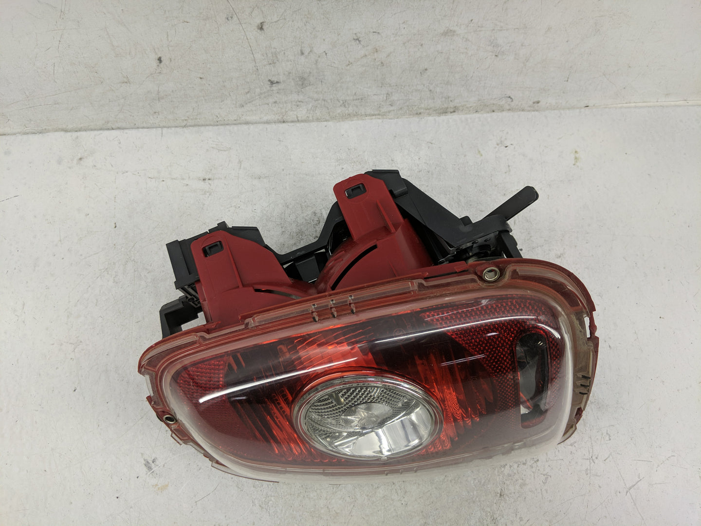 2009 Mini Cooper Tail Light Assembly Passenger Right OEM P/N:2757010 Fits OEM Used Auto Parts - Oemusedautoparts1.com