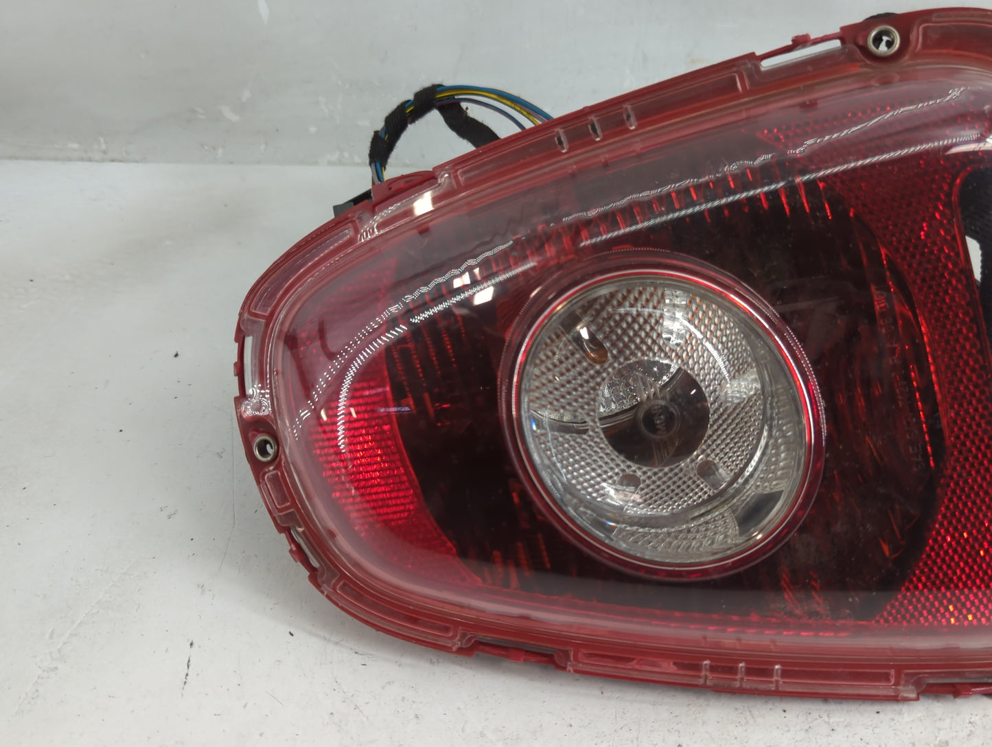 2009 Mini Cooper Tail Light Assembly Passenger Right OEM P/N:2757012 2757010 Fits OEM Used Auto Parts - Oemusedautoparts1.co