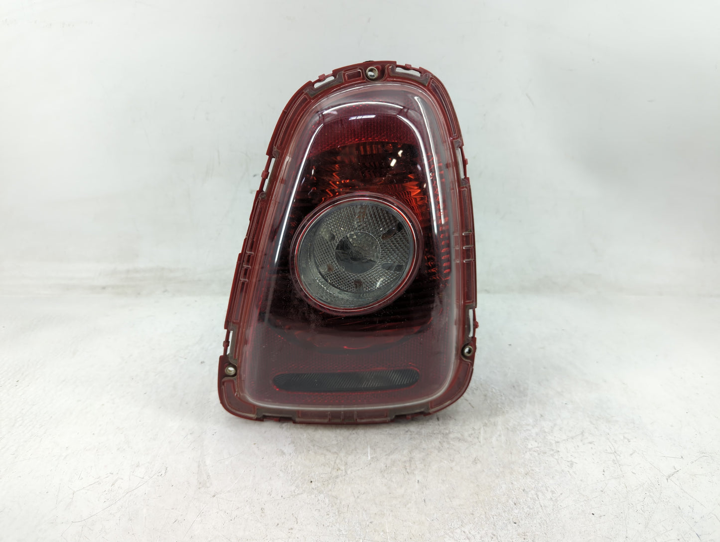 2009 Mini Cooper Tail Light Assembly Passenger Right OEM P/N:2753626 2751308, 2757012, 2757010 Fits OEM Used Auto Parts - Oe