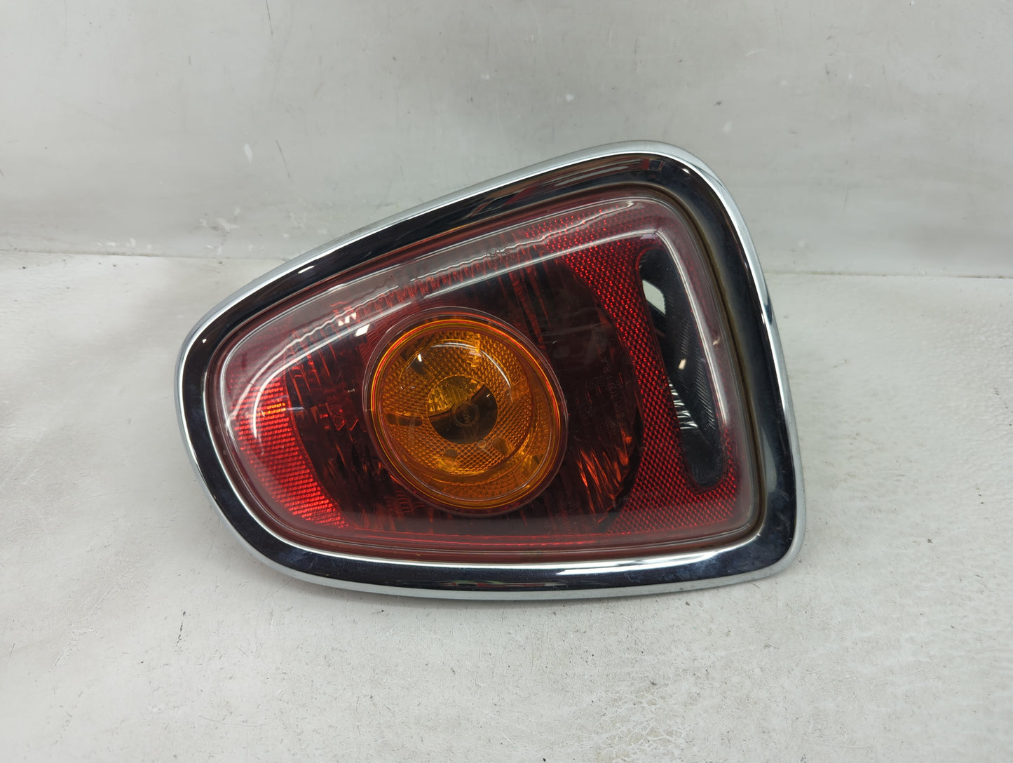 2009 Mini Cooper Tail Light Assembly Passenger Right OEM P/N:2757012 2757010 Fits OEM Used Auto Parts - Oemusedautoparts1.co