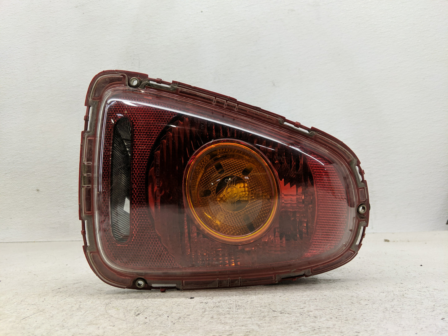 2009 Mini Cooper Tail Light Assembly Passenger Right OEM P/N:2753626 2751308, 2757012, 2757010 Fits OEM Used Auto Parts - Oe