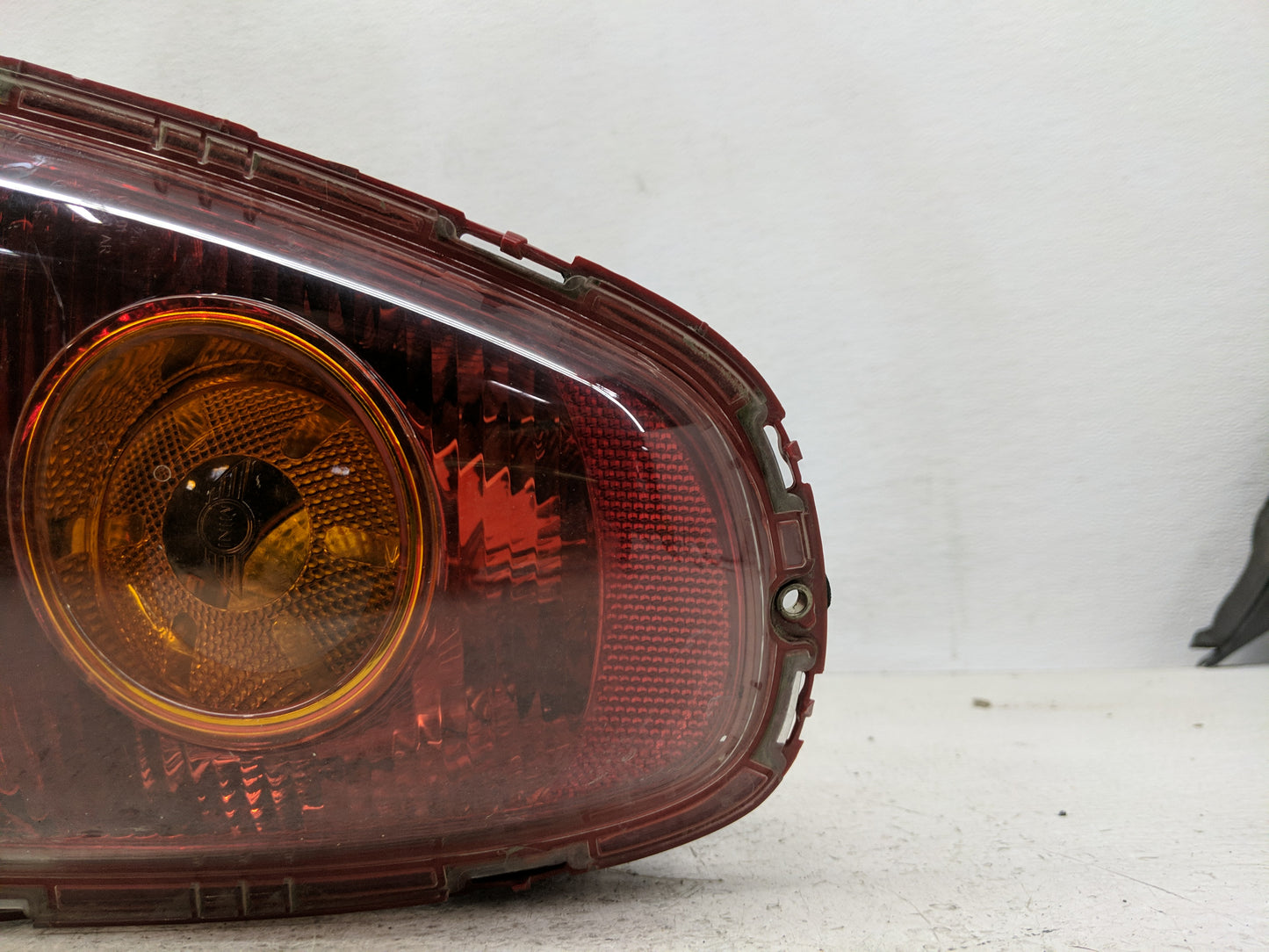 2009 Mini Cooper Tail Light Assembly Passenger Right OEM P/N:2753626 2751308, 2757012, 2757010 Fits OEM Used Auto Parts - Oe