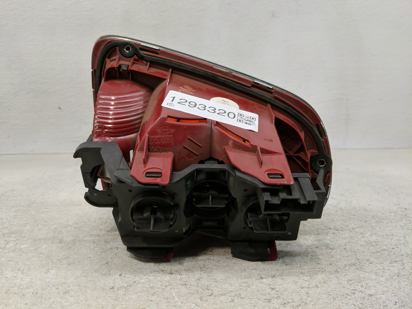 2009 Mini Cooper Tail Light Assembly Driver Left OEM P/N:2757009 Fits OEM Used Auto Parts - Oemusedautoparts1.com