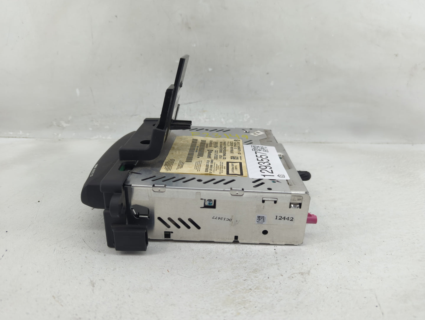 2008-2010 Mini Cooper Radio AM FM Cd Player Receiver Replacement P/N:6512 3456875-02 Fits Fits 2008 2009 2010 OEM Used Auto 