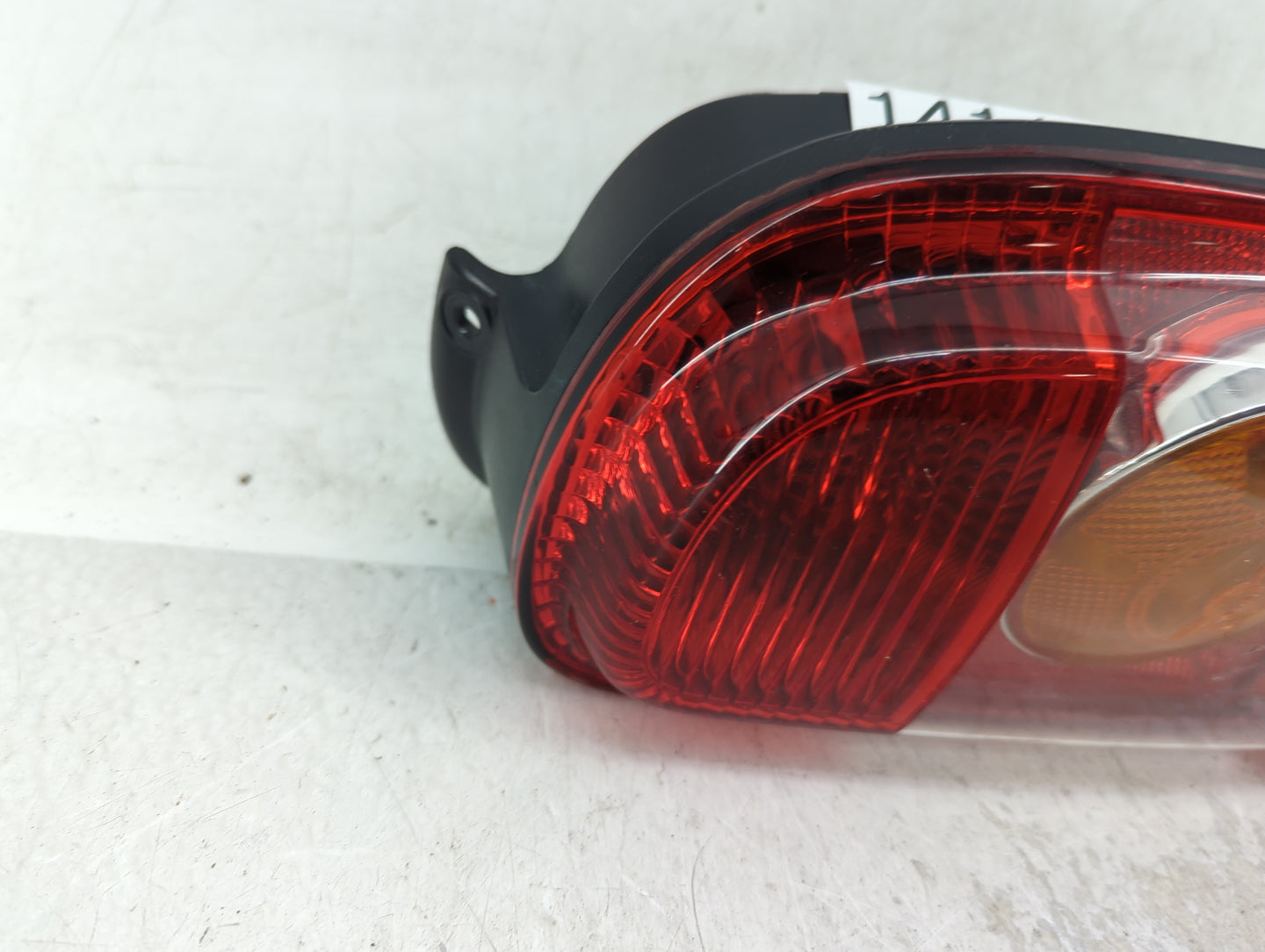 2009 Mini Cooper Tail Light Assembly Passenger Right OEM P/N:2753626 2751308, 2757012, 2757010 Fits OEM Used Auto Parts - Oe