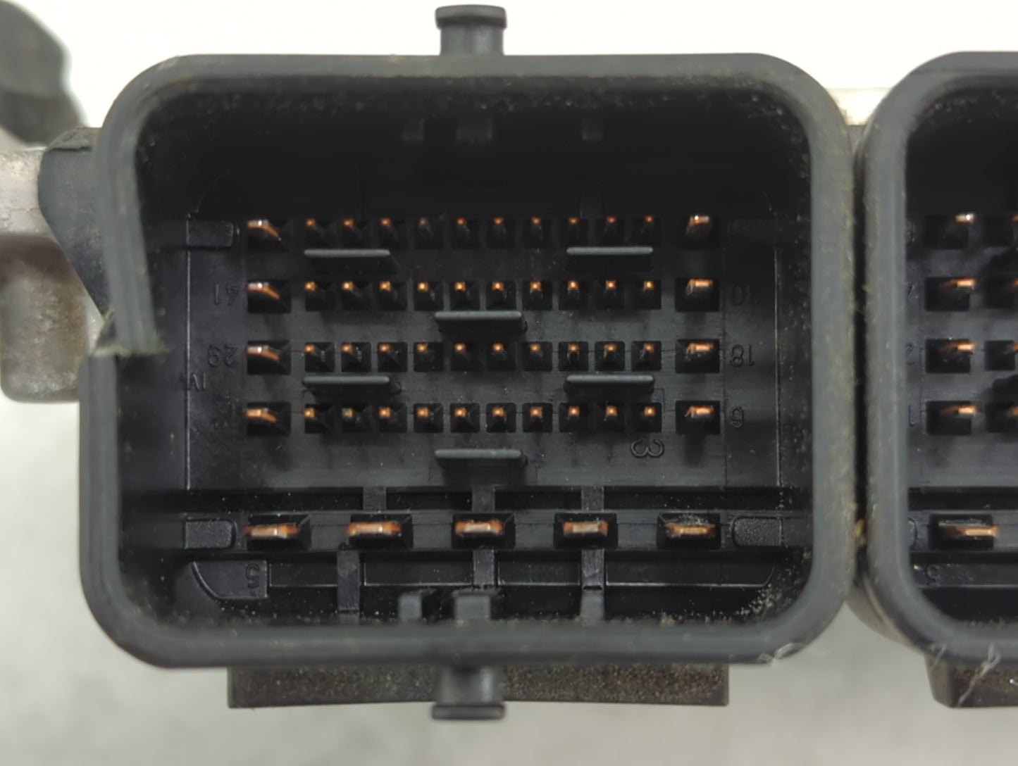 2009 Mini Cooper PCM Engine Control Computer ECU ECM PCU OEM P/N:DME 7 590 859-01 030217943 Fits OEM Used Auto Parts - Oemus
