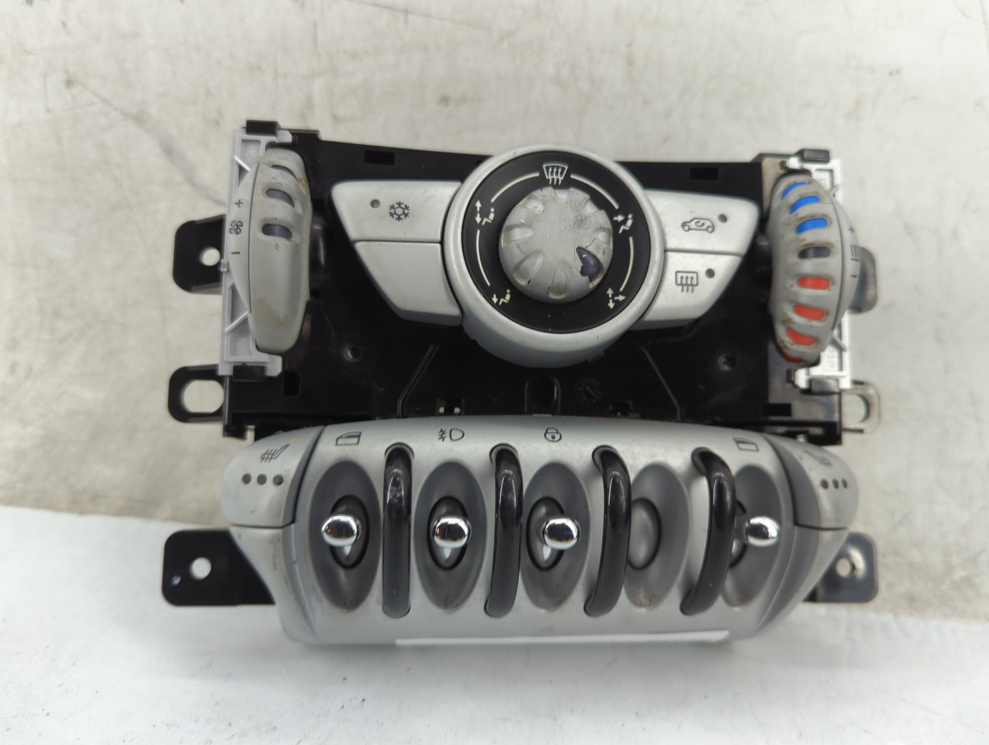 2008-2010 Mini Cooper Climate Control Module Temperature AC/Heater Replacement P/N:69790611 Fits Fits 2008 2009 2010 OEM Use