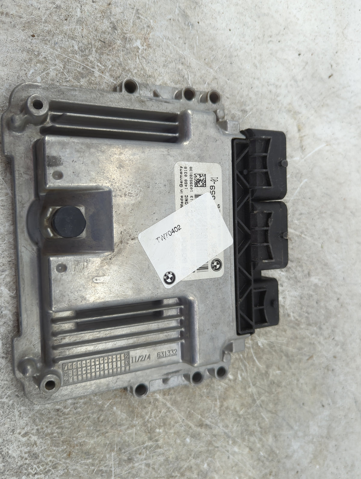 2009 Mini Cooper PCM Engine Control Computer ECU ECM PCU OEM P/N:0261S03359 1039S28138, DME17 Fits OEM Used Auto Parts - Oem
