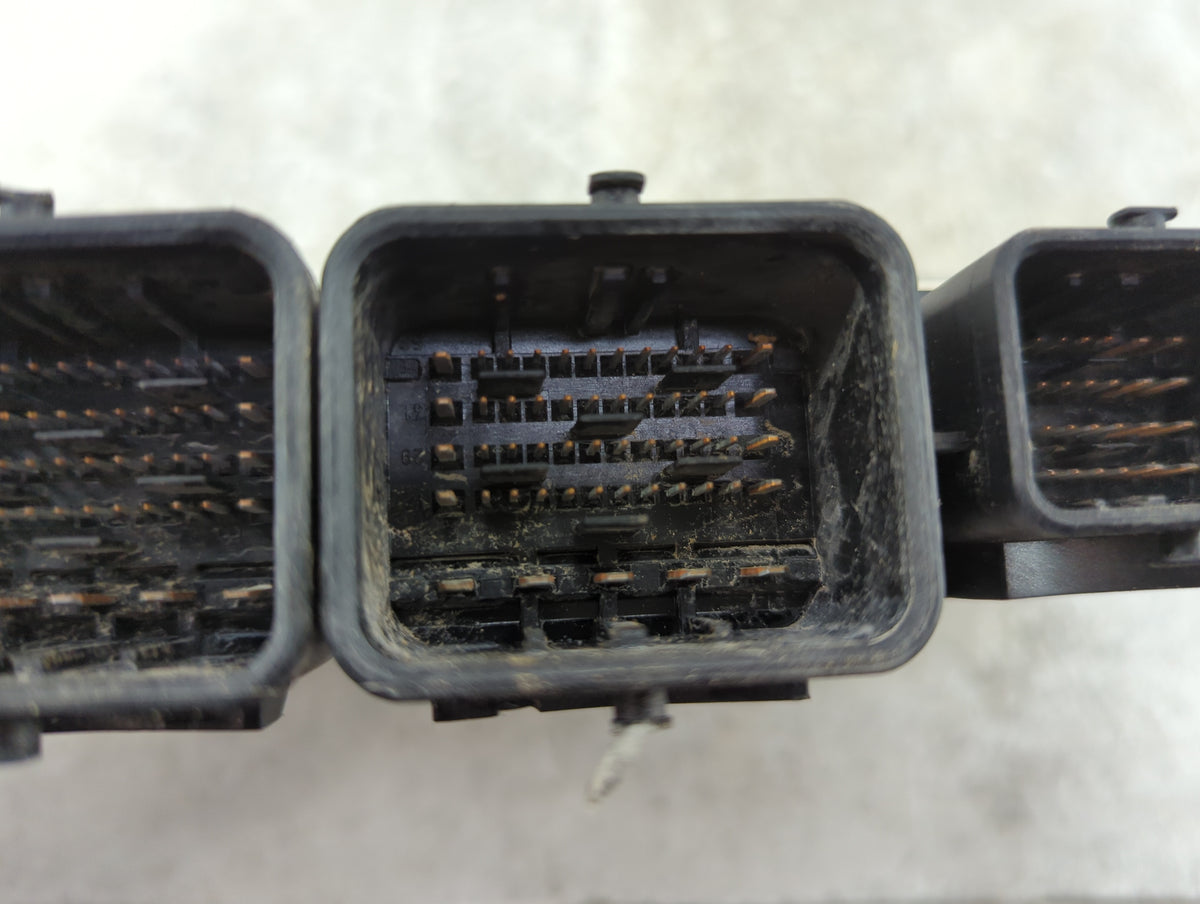 2009 Mini Cooper PCM Engine Control Computer ECU ECM PCU OEM P/N:0261S03359 1039S28138, DME17 Fits OEM Used Auto Parts - Oem