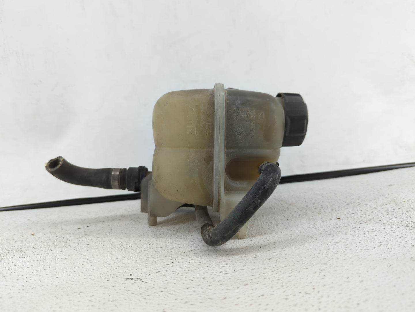 2008-2014 Mini Cooper Radiator Coolant Overflow Expansion Tank Bottle - Oemusedautoparts1.com