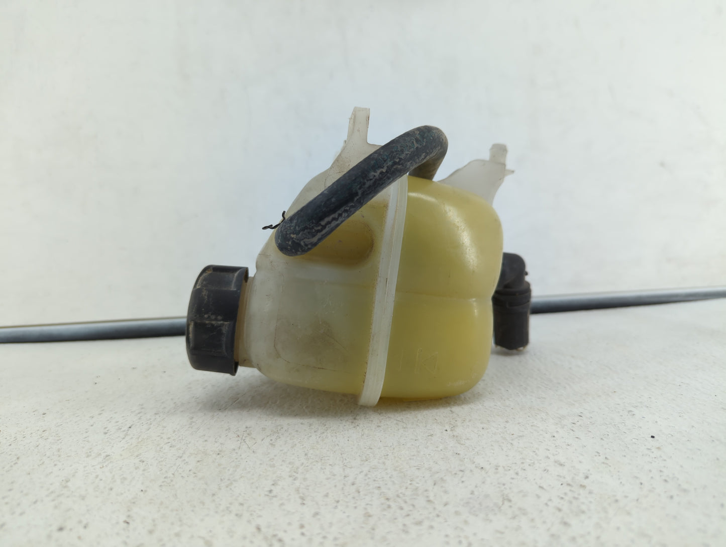 2008-2014 Mini Cooper Radiator Coolant Overflow Expansion Tank Bottle - Oemusedautoparts1.com