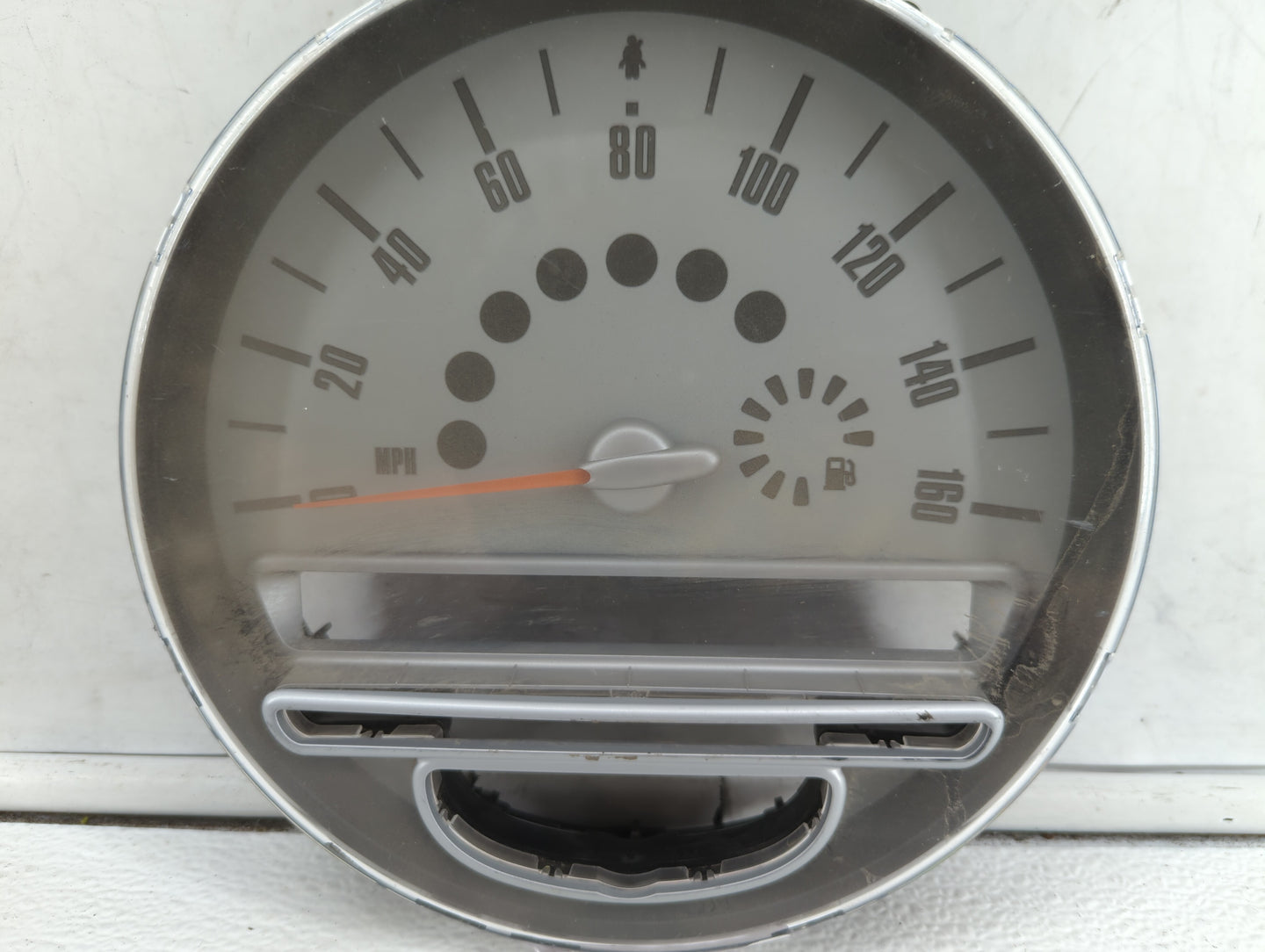 2008-2010 Mini Cooper Instrument Cluster Speedometer Gauges P/N:9 180 142 9 189 505, 9 139 513, 9 153 404 Fits Fits 2008 200