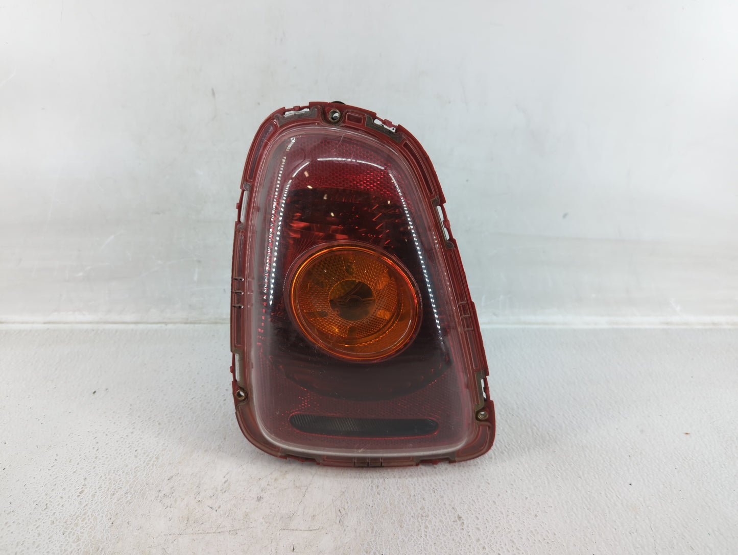 2009 Mini Cooper Tail Light Assembly Driver Left OEM P/N:2757011 2757009, 2751307 Fits OEM Used Auto Parts - Oemusedautopart