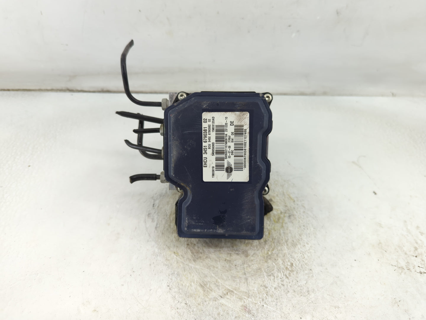 2009-2010 Mini Cooper ABS Pump Control Module Replacement P/N:3451 6790381 02 Fits Fits 2009 2010 OEM Used Auto Parts - Oemu