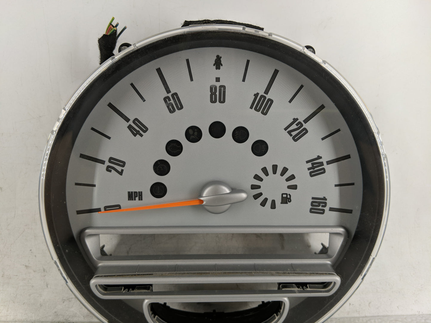 2009 Mini Cooper Clubman Instrument Cluster Speedometer Gauges P/N:A69108E Fits Fits 2008 2010 OEM Used Auto Parts - Oemused