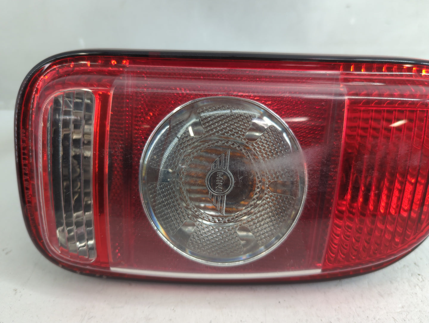 2009 Mini Cooper Clubman Tail Light Assembly Passenger Right OEM P/N:3C8 945 307 R Fits Fits 2008 2010 OEM Used Auto Parts -