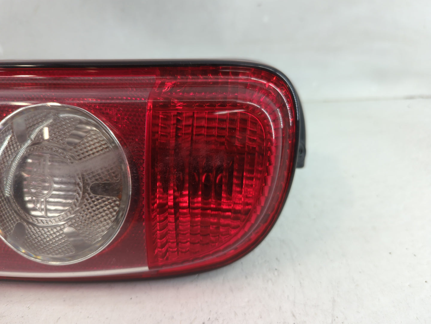 2009 Mini Cooper Clubman Tail Light Assembly Passenger Right OEM P/N:3C8 945 307 R Fits Fits 2008 2010 OEM Used Auto Parts -