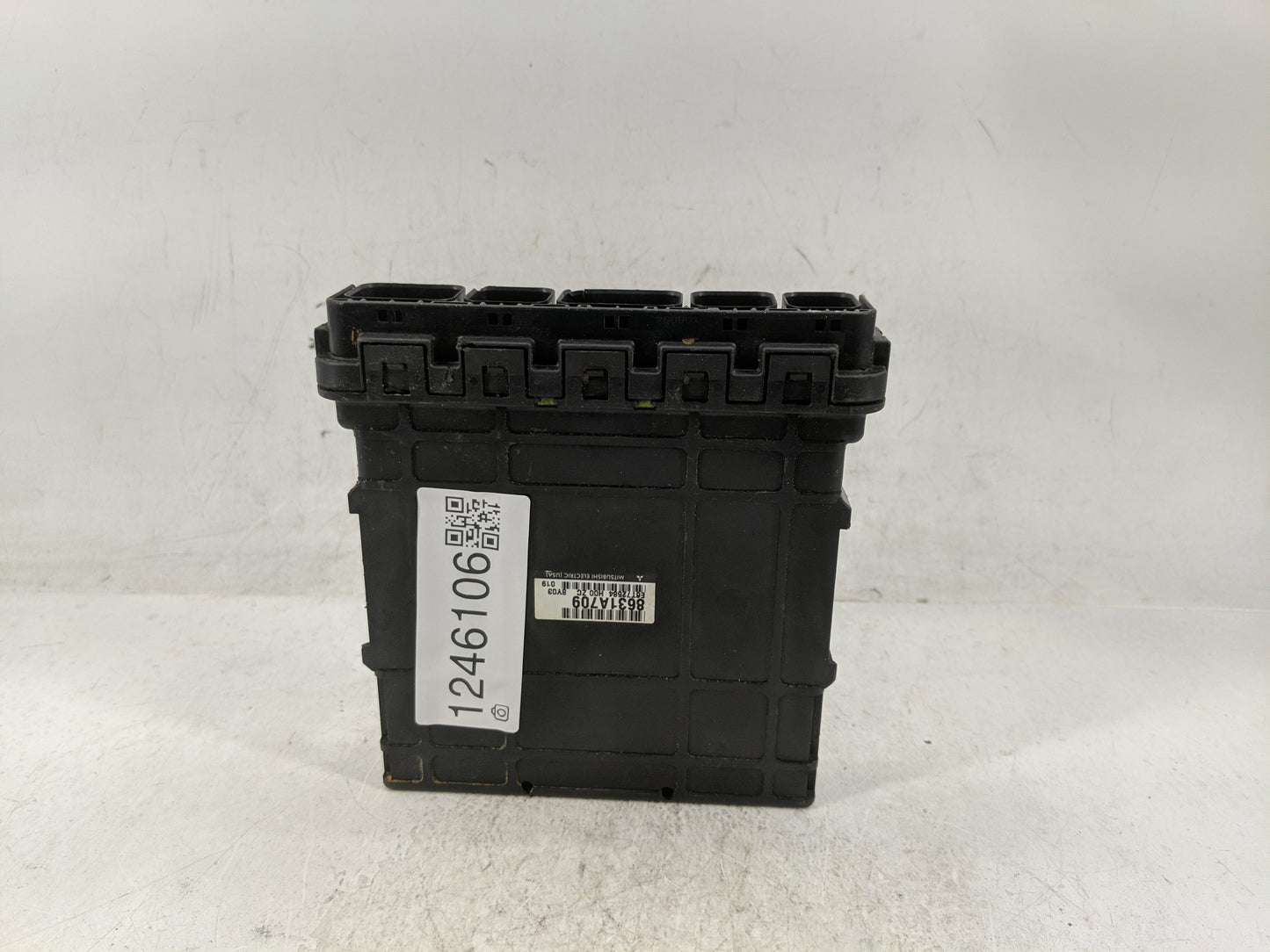 2009 Mitsubishi Galant PCM Engine Control Computer ECU ECM PCU OEM P/N:8631A709 Fits OEM Used Auto Parts - Oemusedautoparts1