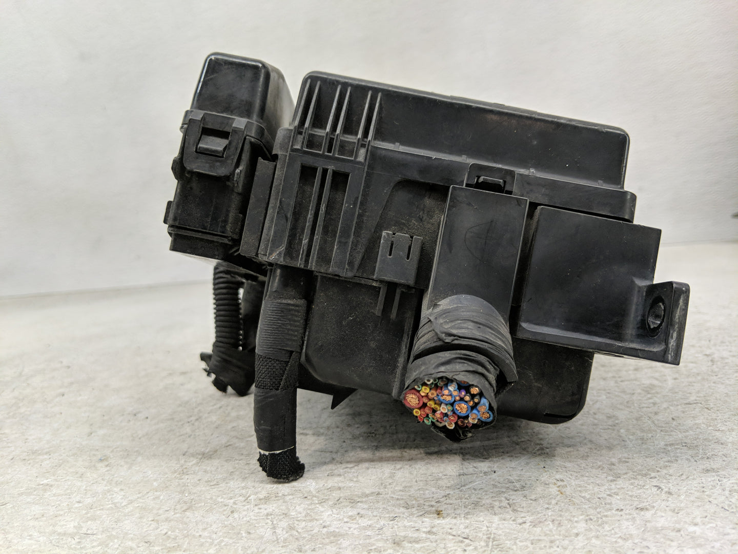 2008-2009 Mitsubishi Galant Fusebox Fuse Box Panel Relay Module Fits Fits 2008 2009 OEM Used Auto Parts - Oemusedautoparts1.