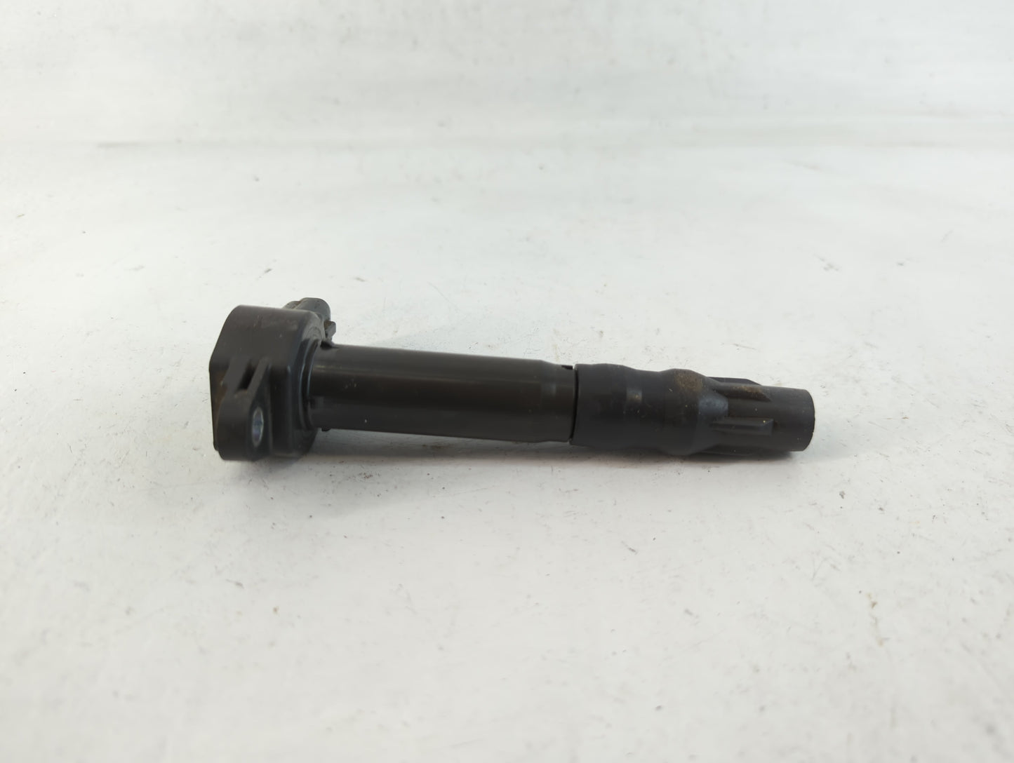 2004-2012 Mitsubishi Galant Ignition Coil Igniter Pack - Oemusedautoparts1.com