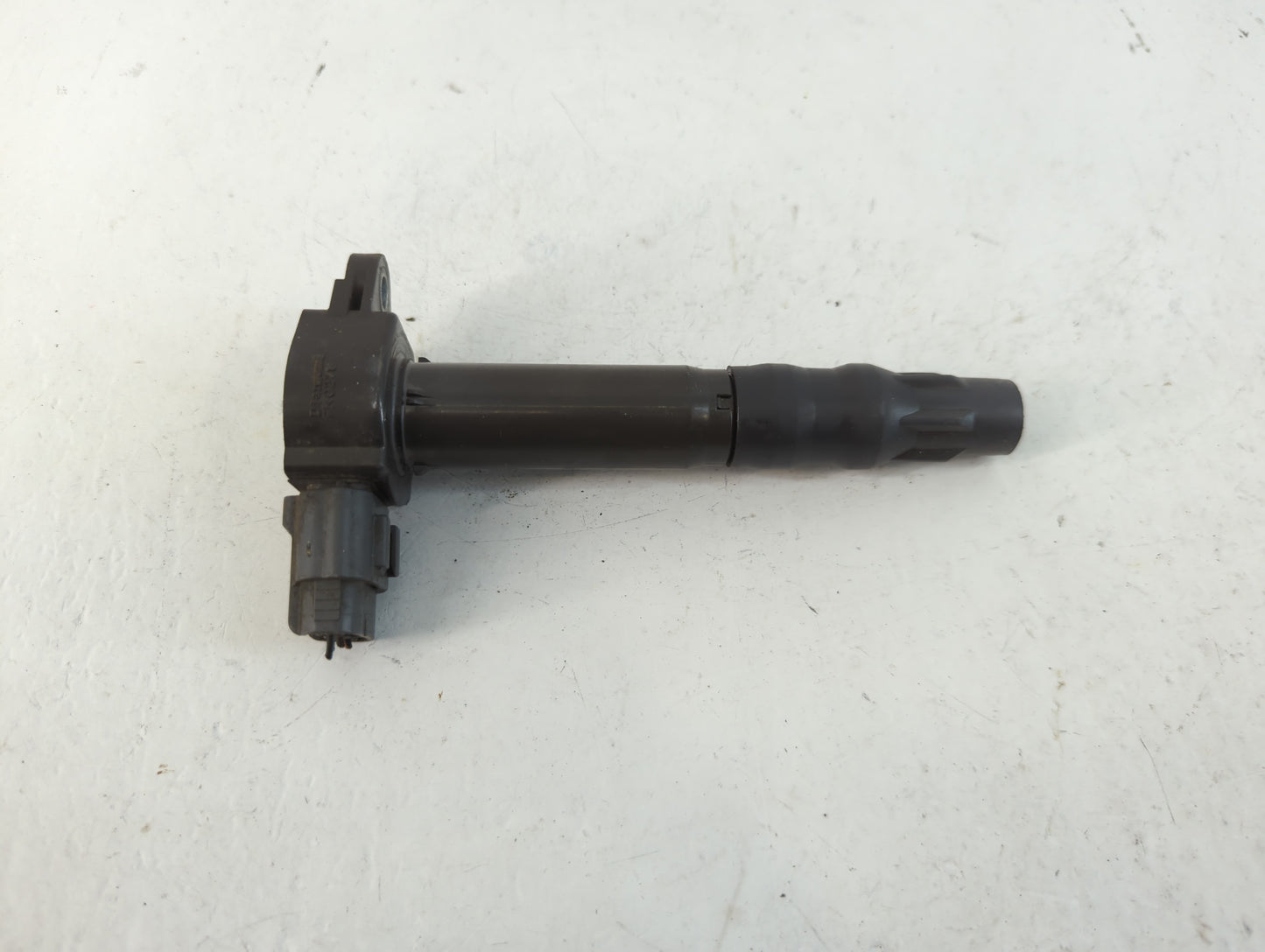 2004-2012 Mitsubishi Galant Ignition Coil Igniter Pack - Oemusedautoparts1.com