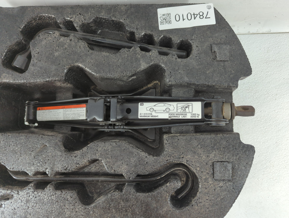 2009 Mitsubishi Galant Spare Scissor Car Jack - Oemusedautoparts1.com