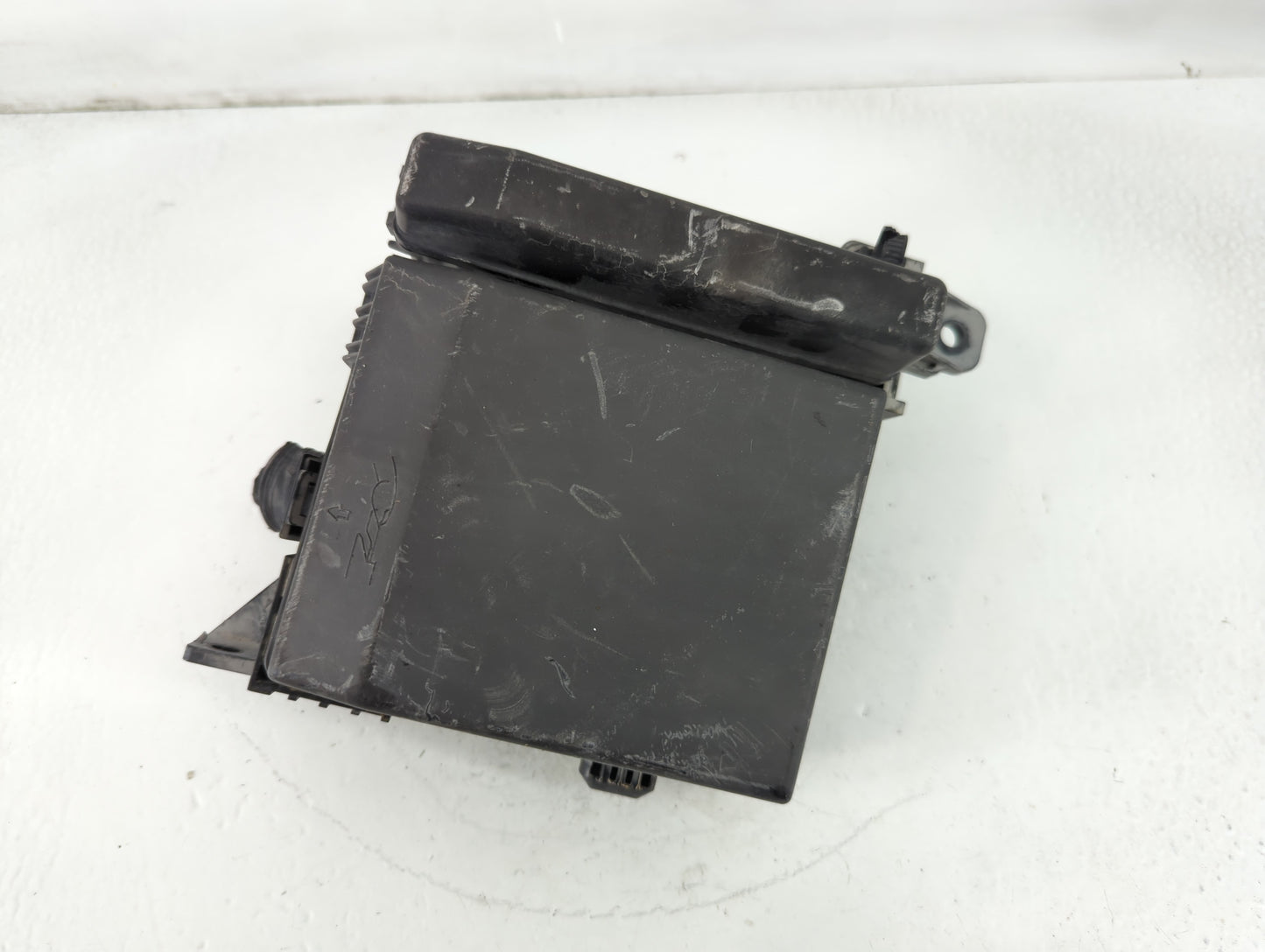 2008-2009 Mitsubishi Galant Fusebox Fuse Box Panel Relay Module P/N:4831 PP-T10 Fits Fits 2008 2009 OEM Used Auto Parts - Oe