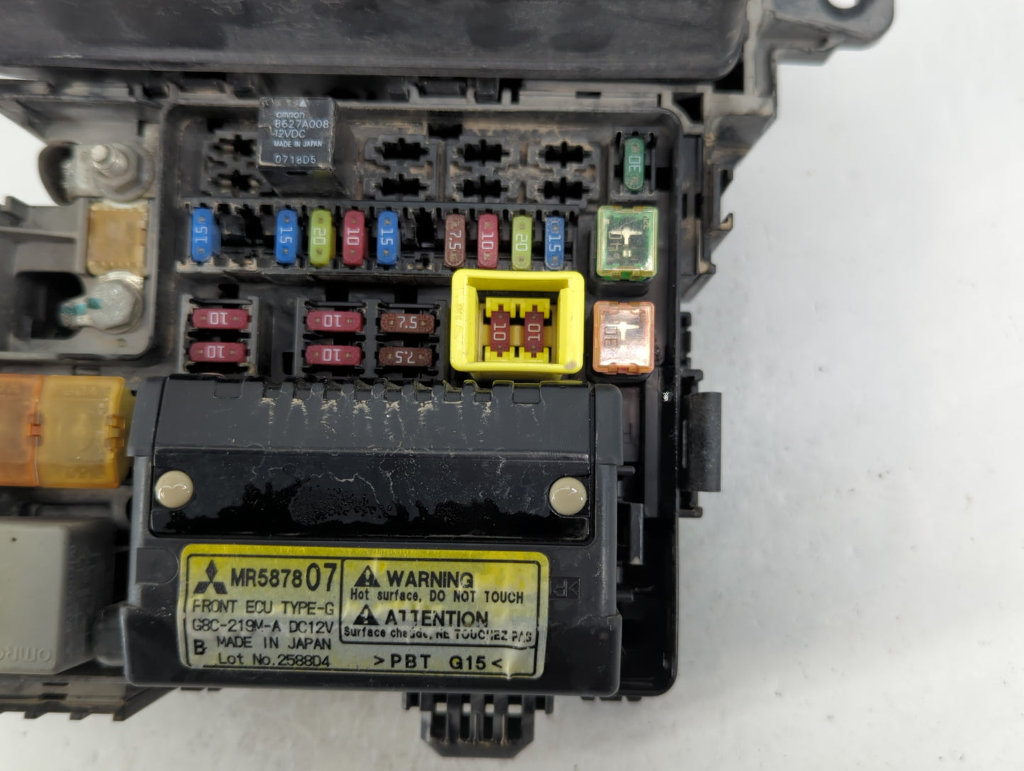2008-2009 Mitsubishi Galant Fusebox Fuse Box Panel Relay Module P/N:4831 PP-T10 Fits Fits 2008 2009 OEM Used Auto Parts - Oe