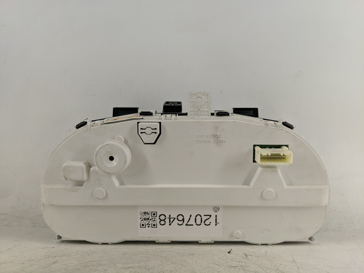 2008-2009 Mitsubishi Lancer Instrument Cluster Speedometer Gauges P/N:769166-220H Fits Fits 2007 2008 2009 OEM Used Auto Par