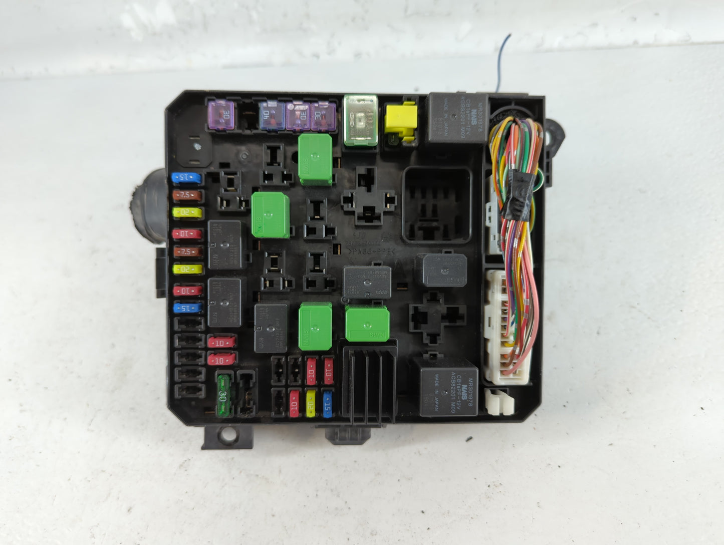 2008-2009 Mitsubishi Lancer Fusebox Fuse Box Panel Relay Module P/N:8565A024 Fits Fits 2008 2009 OEM Used Auto Parts - Oemus